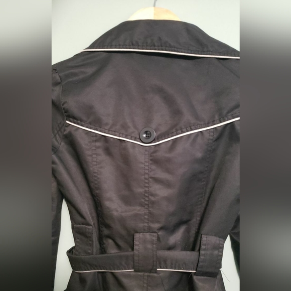 Seductions black trench coat with white trim - Picture 7 of 10